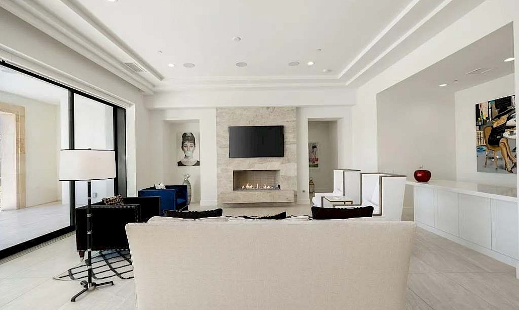 80165 N Residence Club Dr living room