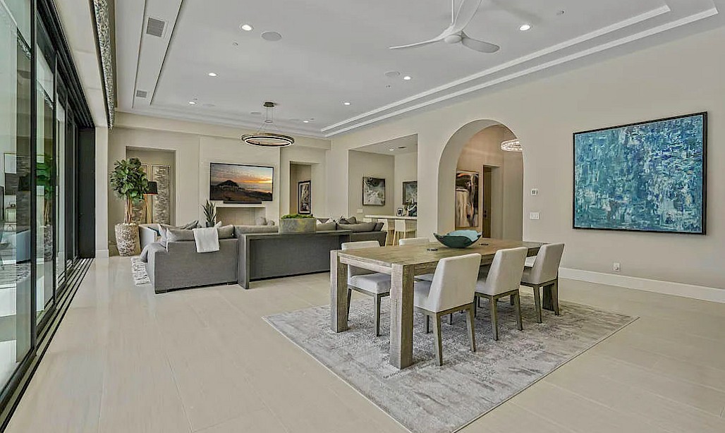 54225 Residence Club Cove living room